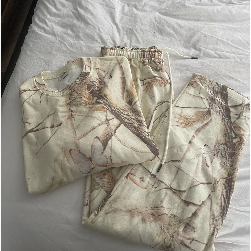 BRAND NEW authentic Paige Lorenze - Dairy Boy sweatsuit.